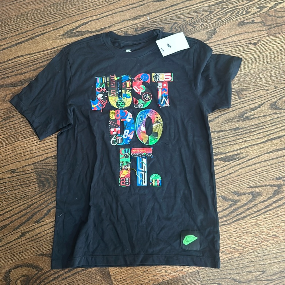Nike men’s Tshirt